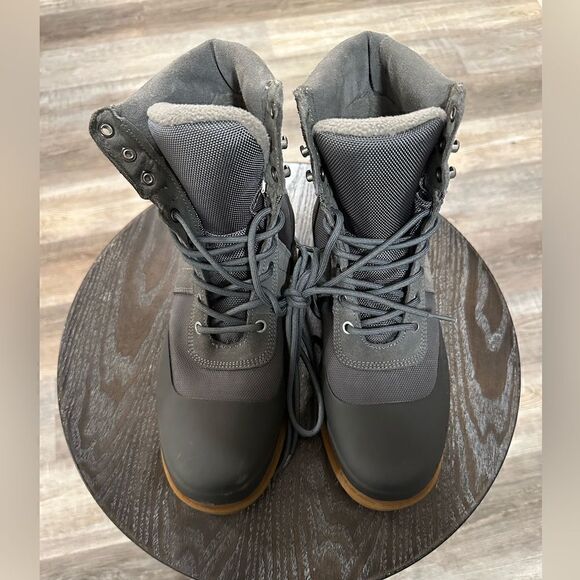Hunter insulated Commando Boots gray size 8 NWOT